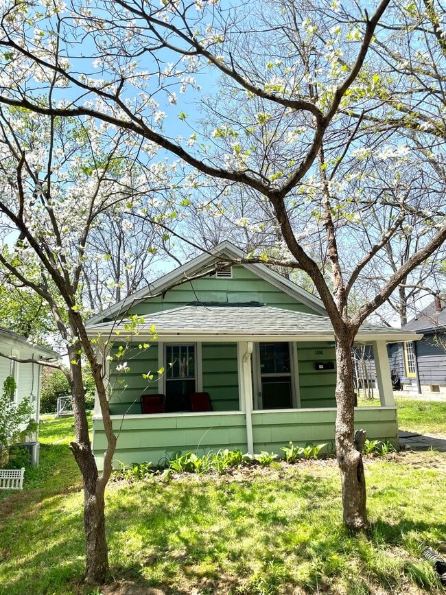property at 1306 S Grant St