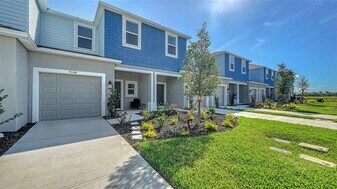 9068 Driven Snow St in Sarasota, FL - Building Photo