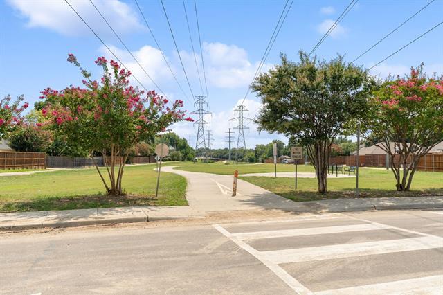 7344 Kirkham Dr in Dallas, TX - Building Photo