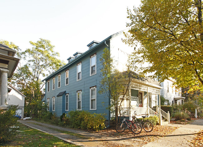 507 E Ann St in Ann Arbor, MI - Foto de edificio - Building Photo