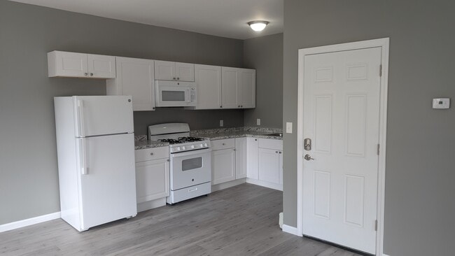 139 Malcolm Ave, Unit 2