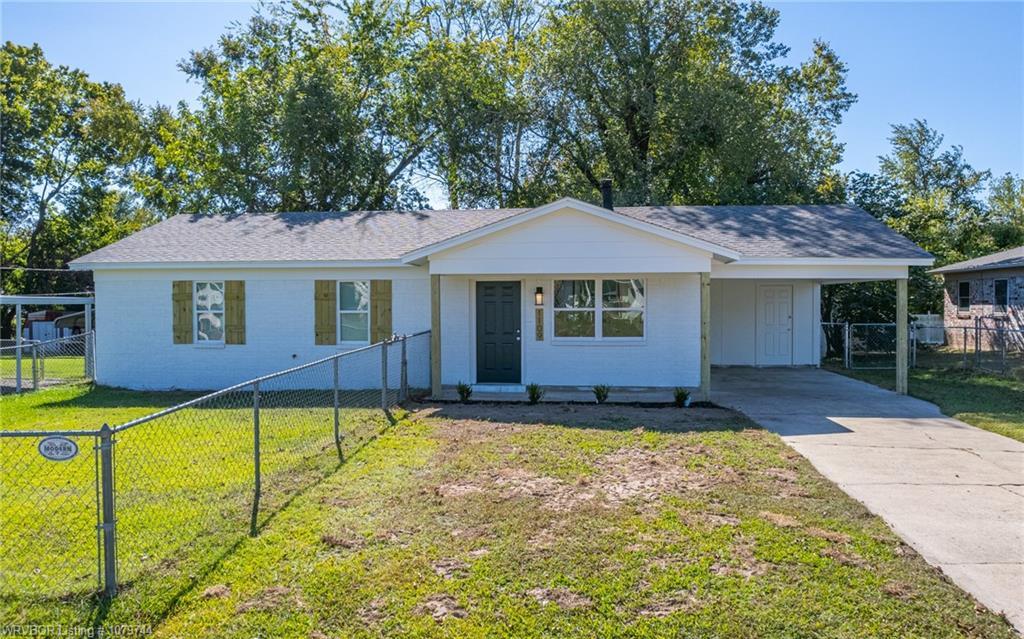 1109 B St in Barling, AR - Building Photo