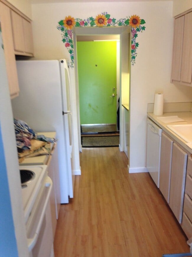 property at 3015 NE 18th Ct
