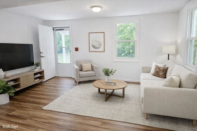 N96W16350 County Line Rd, Unit Unit B - Back