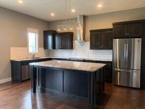 938 E Weldon Dr in Nixa, MO - Building Photo - Building Photo