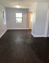 2113 E Dellview Dr in Tallahassee, FL - Building Photo - Building Photo