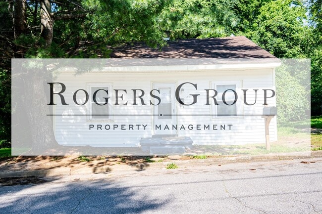 property at 821 Parkway Dr