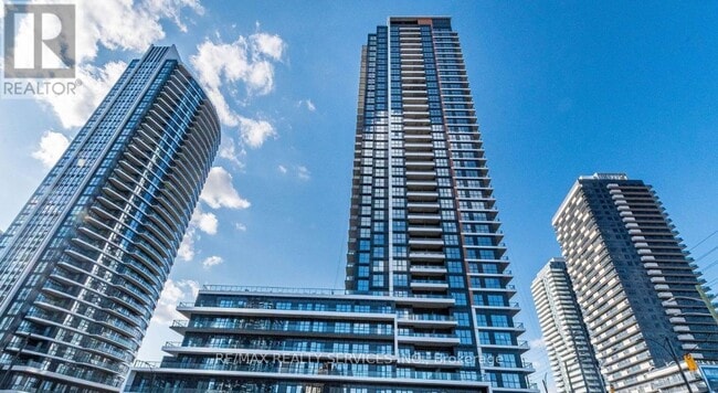 property at 15 Watergarden Dr