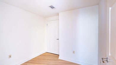 The Veridian in Silver Spring, MD - Building Photo - Building Photo