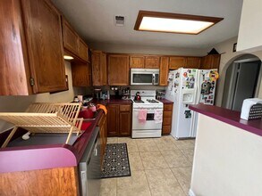 6910 Crystalbrook Dr in Austin, TX - Building Photo - Building Photo