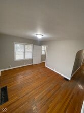 8763 E 46th St in Indianapolis, IN - Building Photo - Building Photo