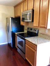 300 Glenwood Cir in Monterey, CA - Building Photo - Building Photo