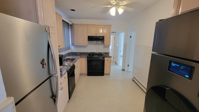 768 Florence Pl, Unit 1 in Cliffside Park, NJ - Foto de edificio - Building Photo