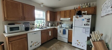 143 Greenland Dr in Lancaster, PA - Building Photo - Building Photo