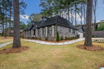 2871 Wisteria Dr in Vestavia Hills, AL - Building Photo - Building Photo