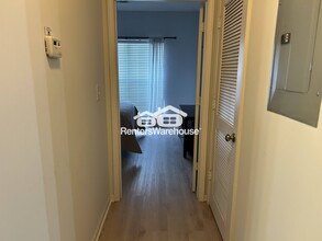 1270 Strassner Dr in Brentwood, MO - Building Photo - Building Photo