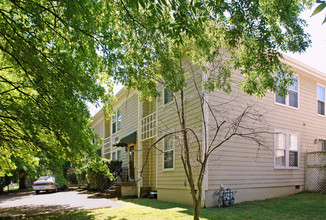 Lexigton Square in Nashville, TN - Building Photo - Building Photo