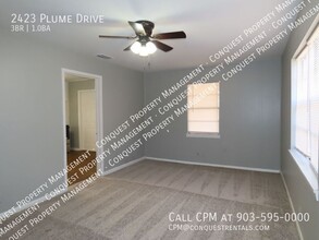 2423 Plume Dr in Tyler, TX - Building Photo - Building Photo