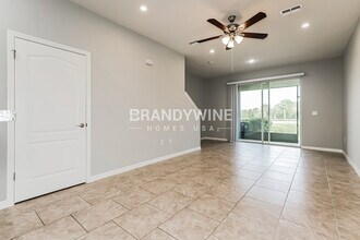 10737 Verawood Dr in Riverview, FL - Building Photo - Building Photo