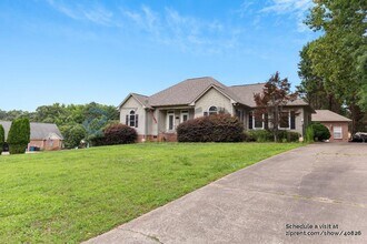 137 N Shore Dr in Cherryville, NC - Building Photo - Building Photo