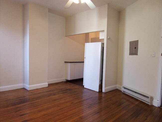 property at 2920 N Calvert St