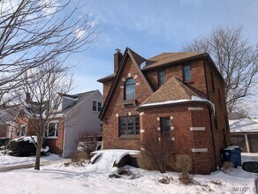 1388 Eggert Rd in Buffalo, NY - Building Photo - Building Photo