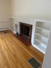 27 Buena Vista Rd in Arlington, MA - Building Photo - Building Photo