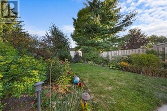 16 Melanie Crescent in Ottawa, ON - Building Photo - Building Photo