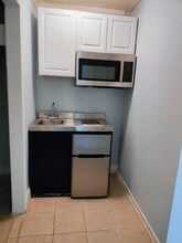 1113 E Oak St in Apopka, FL - Building Photo - Building Photo