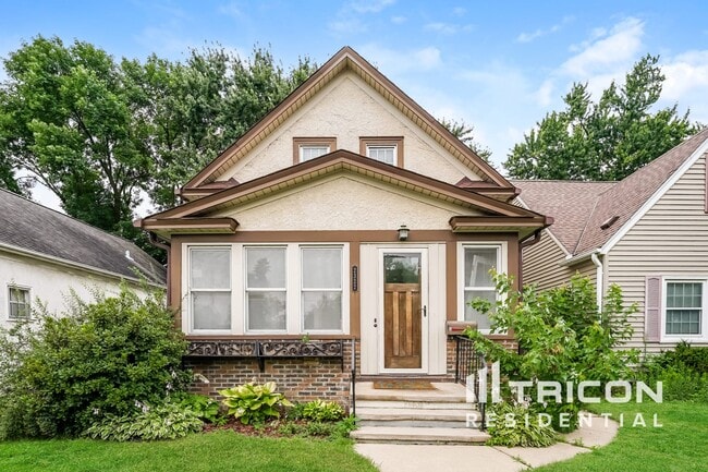 property at 2322 NE Stinson Pkwy