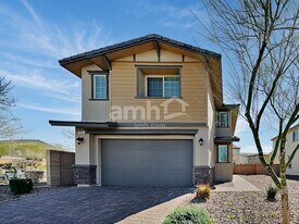 696 N Water St in Henderson, NV - Building Photo