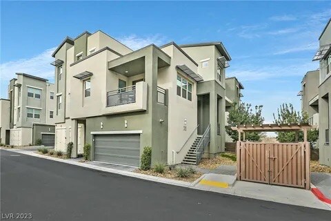 11250 Hidden Peak Ave in Las Vegas, NV - Building Photo