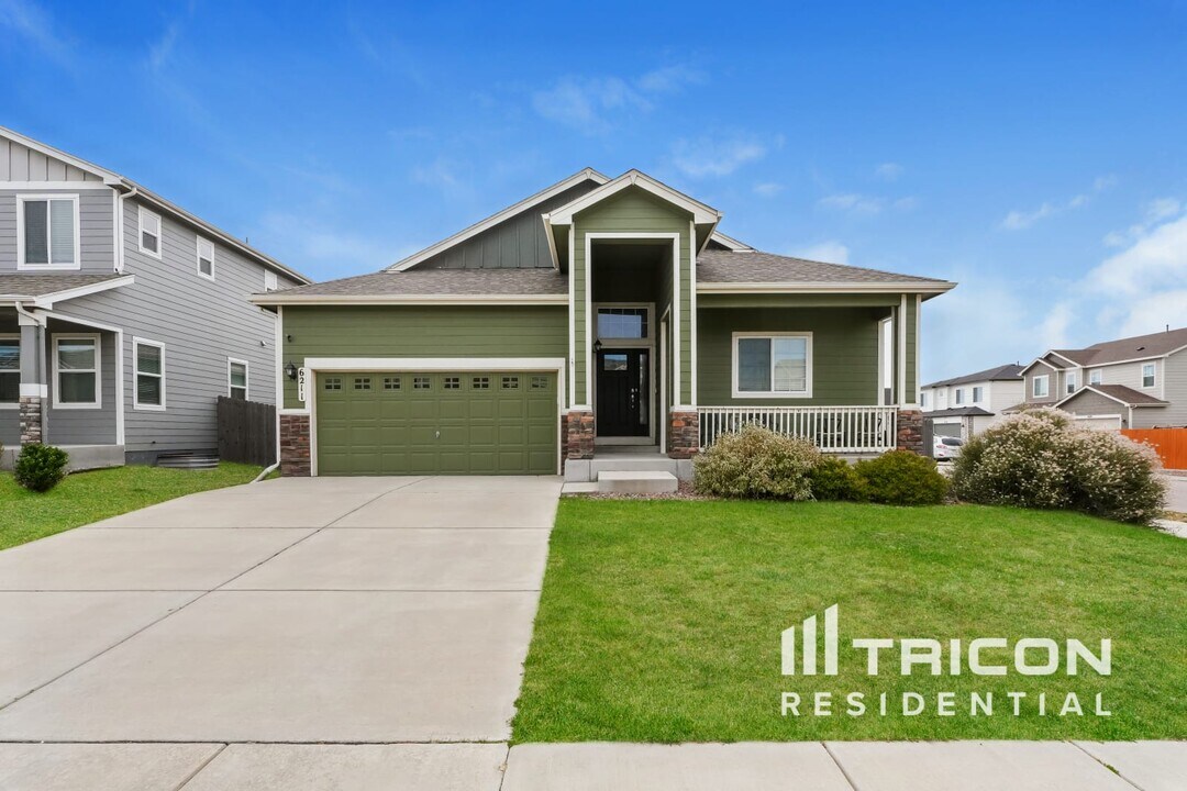 6211 Vickie Ln in Colorado Springs, CO - Foto de edificio