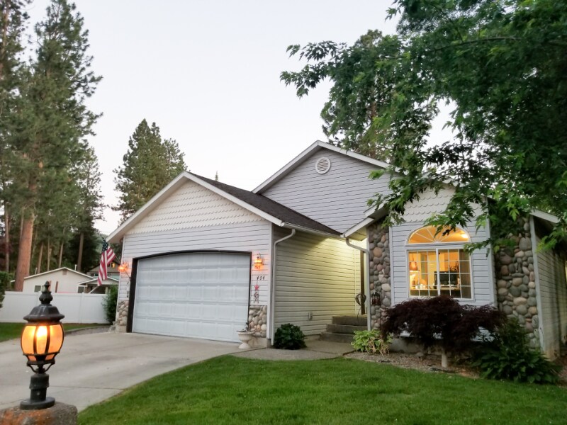 404 S Chinook Cir in Post Falls, ID - Building Photo