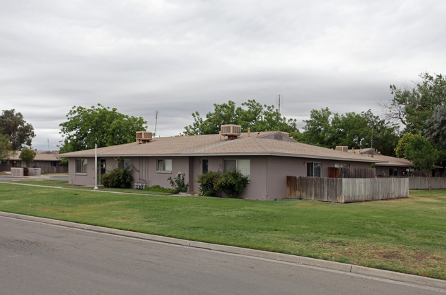 Garden Valley Homes in San Joaquin, CA - Foto de edificio - Building Photo