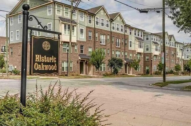 property at 501 N Person St