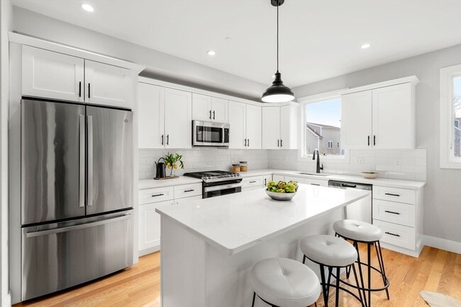 property at 123-125-125 Centre St