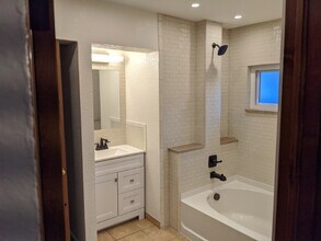 420 W 10th St in Loveland, CO - Building Photo - Building Photo
