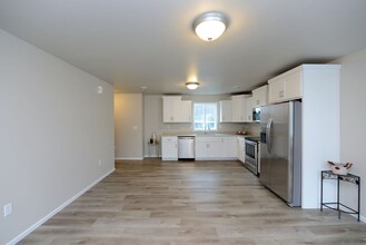 703 10th Ave N in Fargo, ND - Building Photo - Building Photo