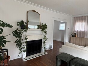 1320 W 108th St in Cleveland, OH - Building Photo - Building Photo
