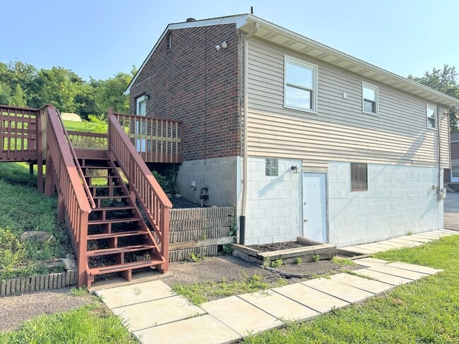 property at 6349 Leechburg Rd