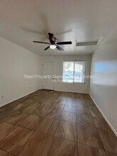 10402 N 9th Ave in Phoenix, AZ - Building Photo - Building Photo