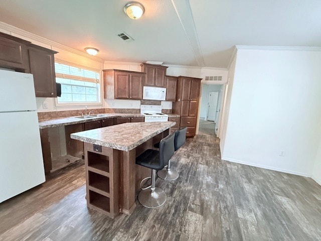 property at 3043 Pine St
