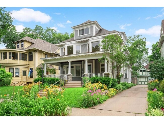 2428 Colfax Ave South in Minneapolis, MN - Building Photo - Building Photo