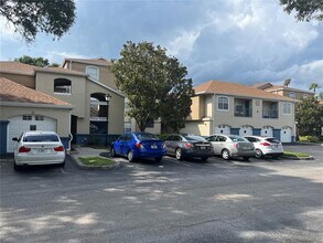 7340 Westpointe Blvd in Orlando, FL - Building Photo - Building Photo