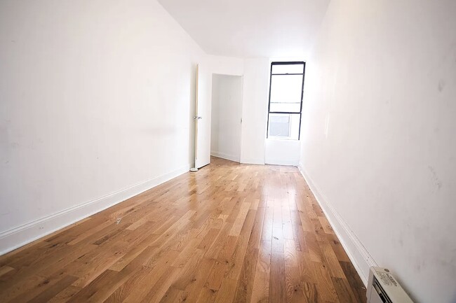 147 Starr St in Brooklyn, NY - Building Photo - Building Photo