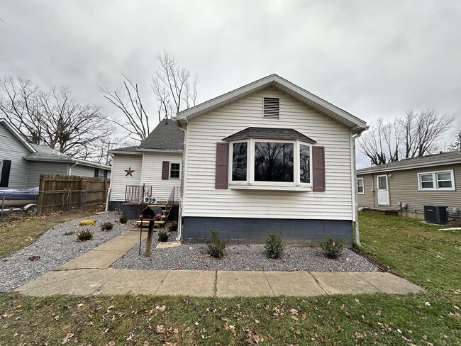 property at 939 Cunningham Ave