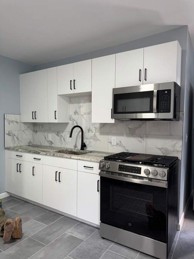 property at 752 Park St