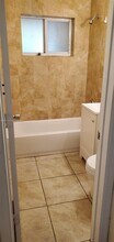 1310 NE 127th St in North Miami, FL - Building Photo - Building Photo