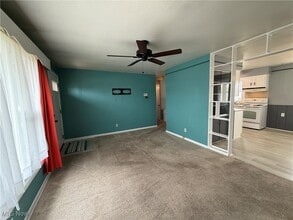11329 Gabriella Dr in Parma, OH - Building Photo - Building Photo
